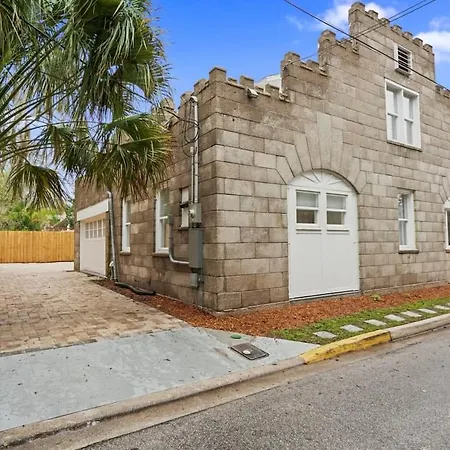 Castle Garden Suite For 2 In Downtown St Augustine-3